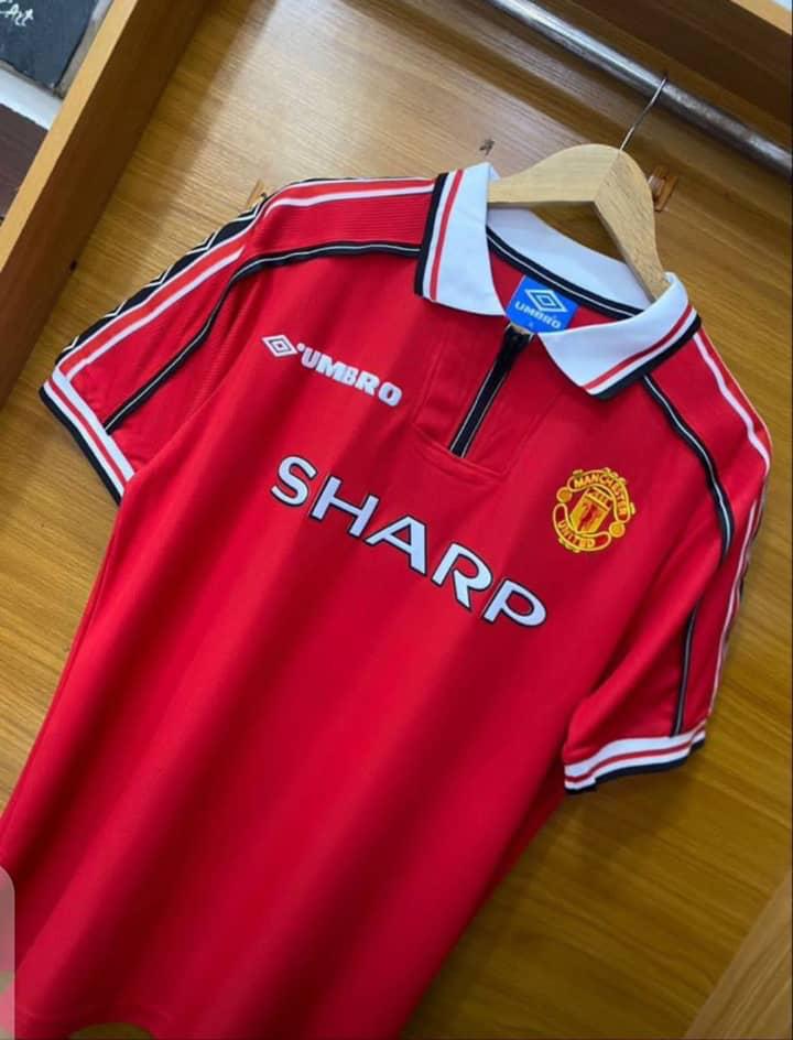 Manchester United Retro Red